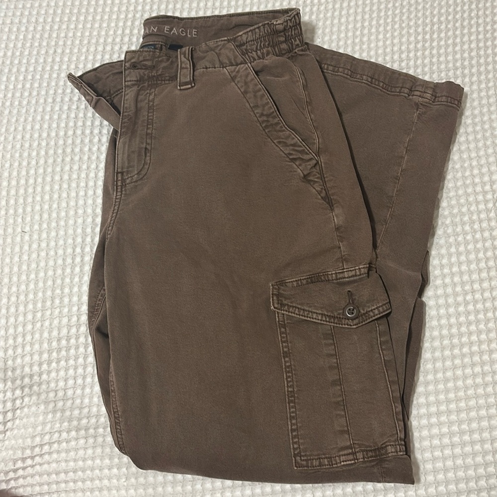 Women’s American Eagle Straight Leg Cargo Pants